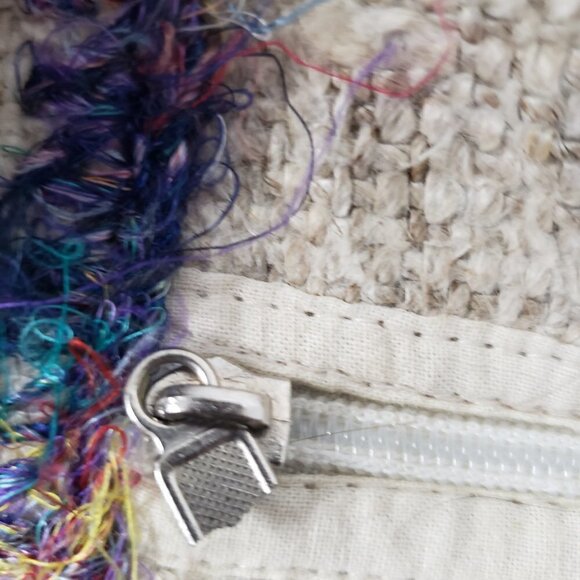 Lakhays Collection Oatmeal Fuzzy Trim 100% Hemp Messenger Crossbody Bag - Picture 14 of 15